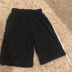 Nike Dri-Fit basketball shorts youth XL black